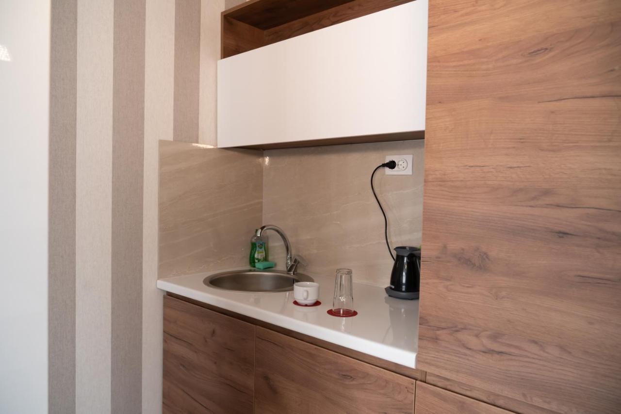 Studio Apartments Maksimovic Ni Eksteriør billede