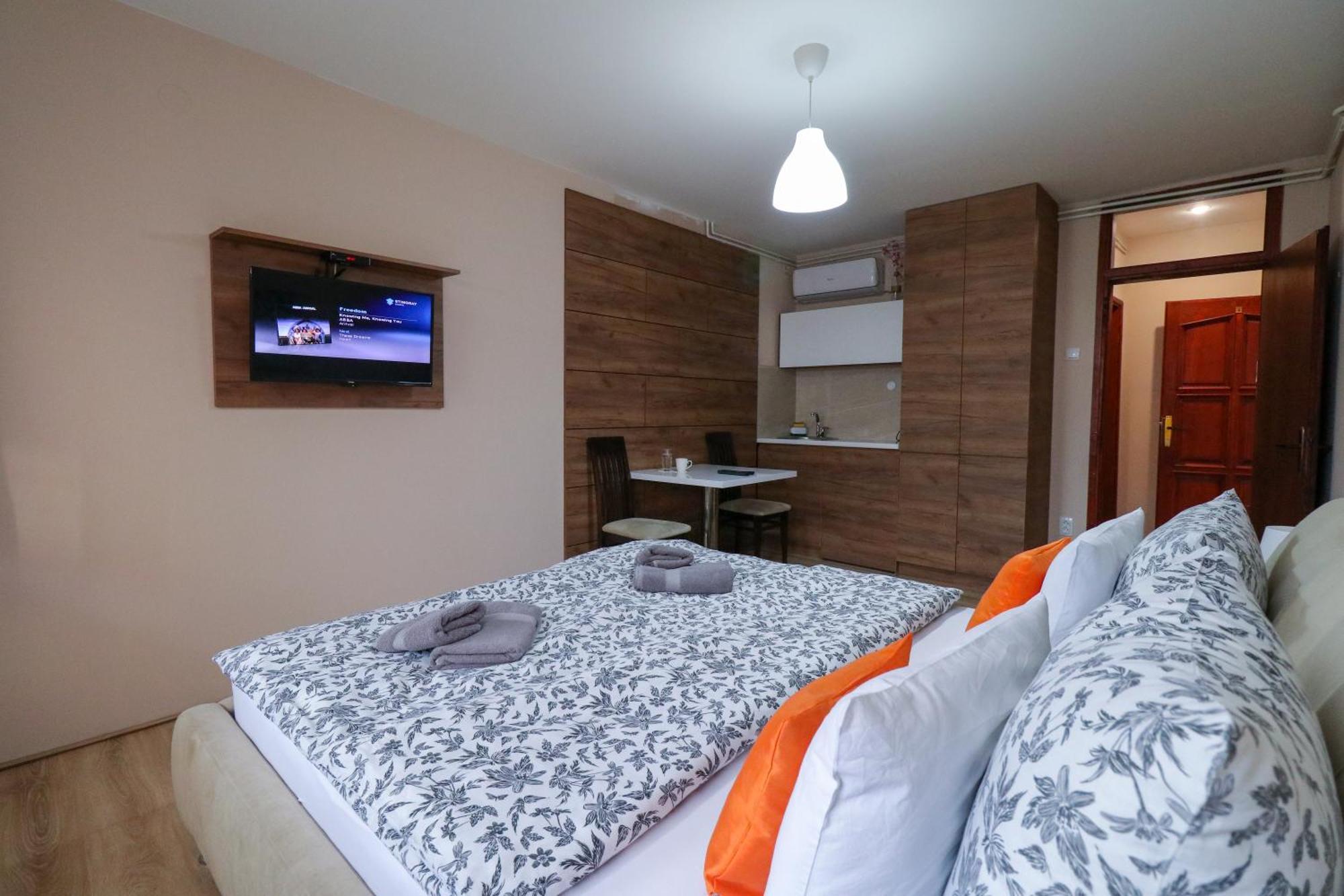 Studio Apartments Maksimovic Ni Eksteriør billede